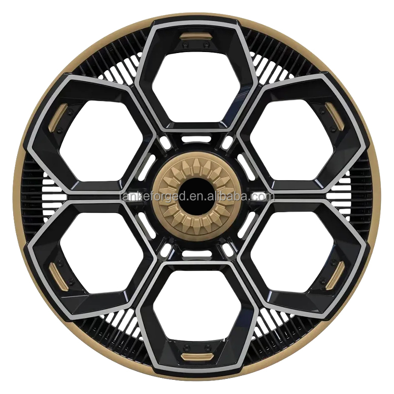 Lèvre brillante de machine de Black + Gold