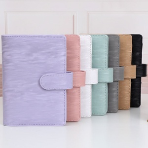 Túi Đựng Đồ Da In Họa Tiết Saffiano Lớn 7 Màu Mới Bán Chạy Sổ Kế Hoạch Ngân Sách <span class=keywords><strong>A6</strong></span> Chất Kết Dính Với Phong Bì <span class=keywords><strong>A6</strong></span>, Có Sẵn Miếng Chèn & Bảng Điều Khiển - Product Image 2