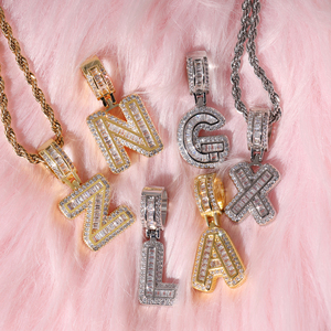 Buzlu Out moda Mini İlk mektup kolye kolye kadınlar için Bling zirkon taş ile Bling pirinç zincir yıldönümü hediyesi - Product Image 3