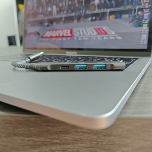 Headphone <strong>Audio</strong> <strong>2</strong> in <strong>1</strong> <strong>Adapter</strong> With 3.5mm Jack and Charging Port for iPhone Earphone Splitter <strong>Adapter</strong> Converter - Product Image 6