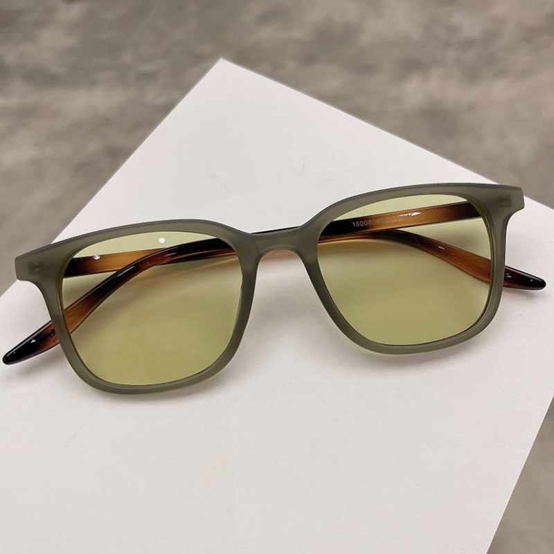 Gray frame-green lenses