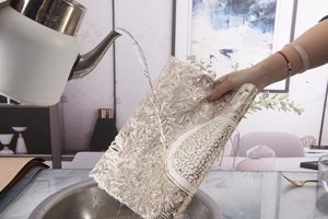 PVC餐垫防水餐厅桌垫可重复使用，可用于家庭酒店的耐用垫子。 - Product Image 5
