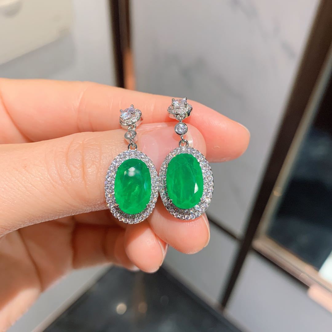 Emerald earrings