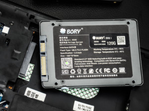 SATA3สำคัญภายนอก SSD 256GB 512GB 1TB 2TB พร้อม TLC NAND แฟลช3D สไตล์เปลือกโลหะ2.5นิ้วสำหรับพีซีและเดสก์ท็อป - Product Image 3