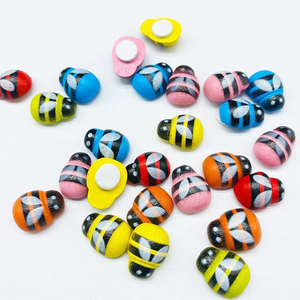 Dekorasi buatan tangan tambalan lebah kuning kayu untuk anak-anak kepik kecil dicat bahan kayu untuk dekorasi - Product Image 5