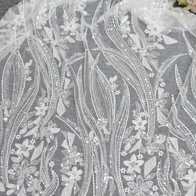 Tessuto di pizzo a rete in Tulle francese tessuto di pizzo con perline ricamato con paillettes elegante tessuto di pizzo da sposa vendita calda di lusso all'uncinetto