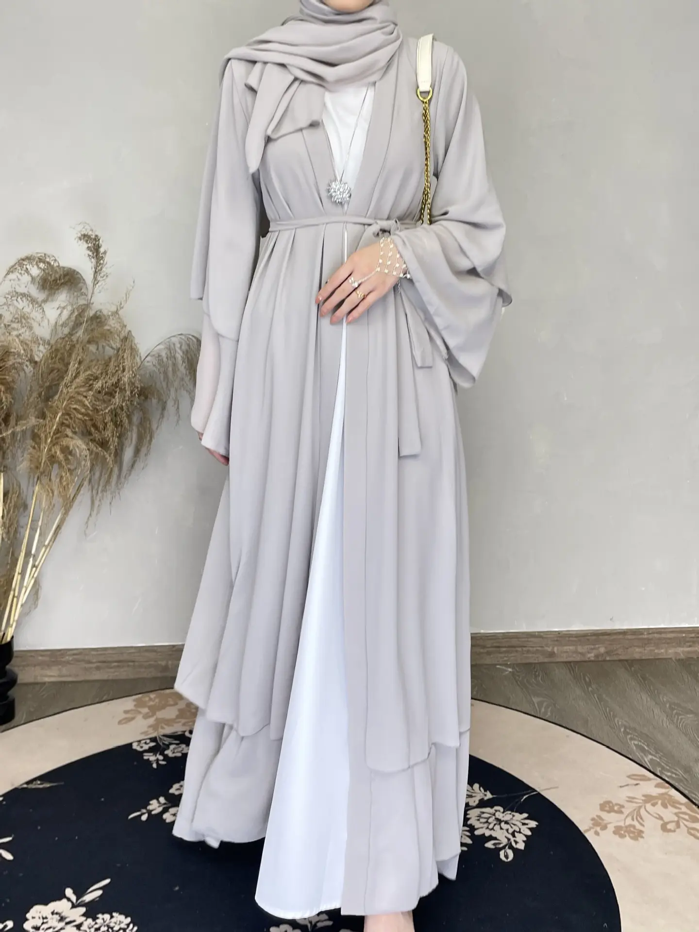 Vente en gros Turquie élégante EID femmes robe musulmane en mousseline de soie modeste robe musulmane assortie Hjiab Kimono ouvert Dubaï Abaya robe cardigan