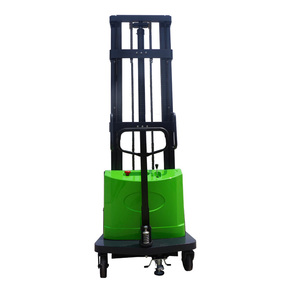 Easy to Load/<strong>Unload</strong> 3000mm Electric Semi-Pallet Stacker Lifter 1.5 Ton Capacity Durable and Efficient - Product Image 3