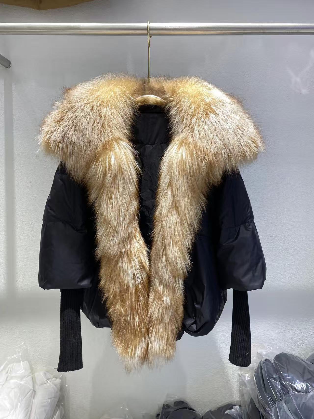 Black+Crystal fox fur collar
