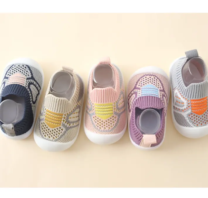 Sapatos bebê criança macios antiderrapante, sapatos infantis primavera e outono de crianças meias