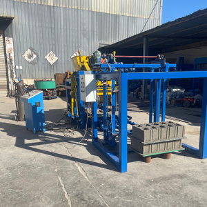 Línea de producción de construcción de hormigón de cemento hueco de cemento hidráulico, máquina formadora de bloques de enclavamiento - Product Image 4