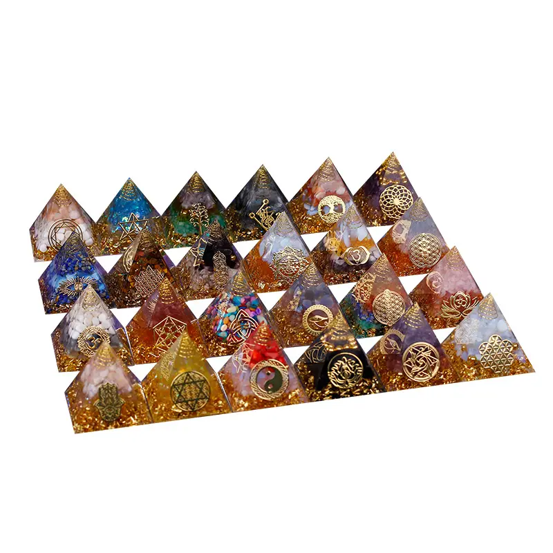 Gemme all'ingrosso sette chakra mini resina e cubetti di quarzo artigianato decorativo cristallo guarigione pietra orgone piramide energetica