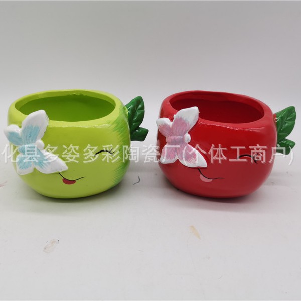 2 small flower pots red