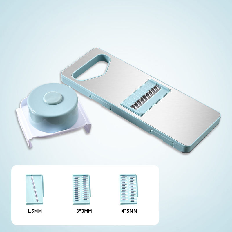 Trois épées bleu ciel