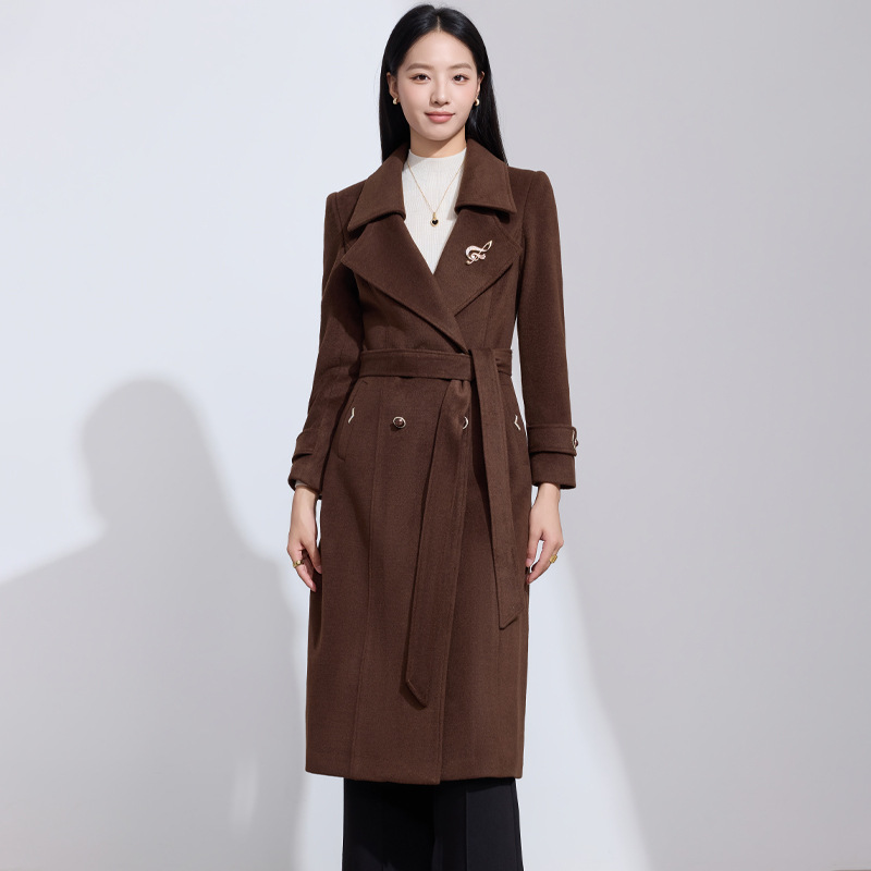 Brown coat belt brooch