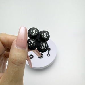Teclado de goma de silicona con retroiluminación personalizado Teclado de instrumento electrónico para sintetizadores de música - Product Image 2