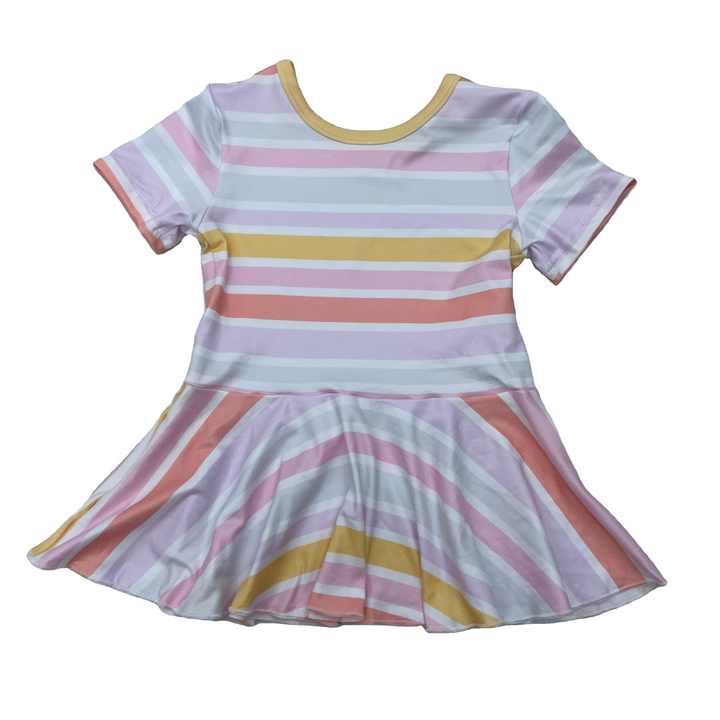 Qingli OEM lait soie tissu bébé filles t-shirts à manches courtes rayé Peplum haut