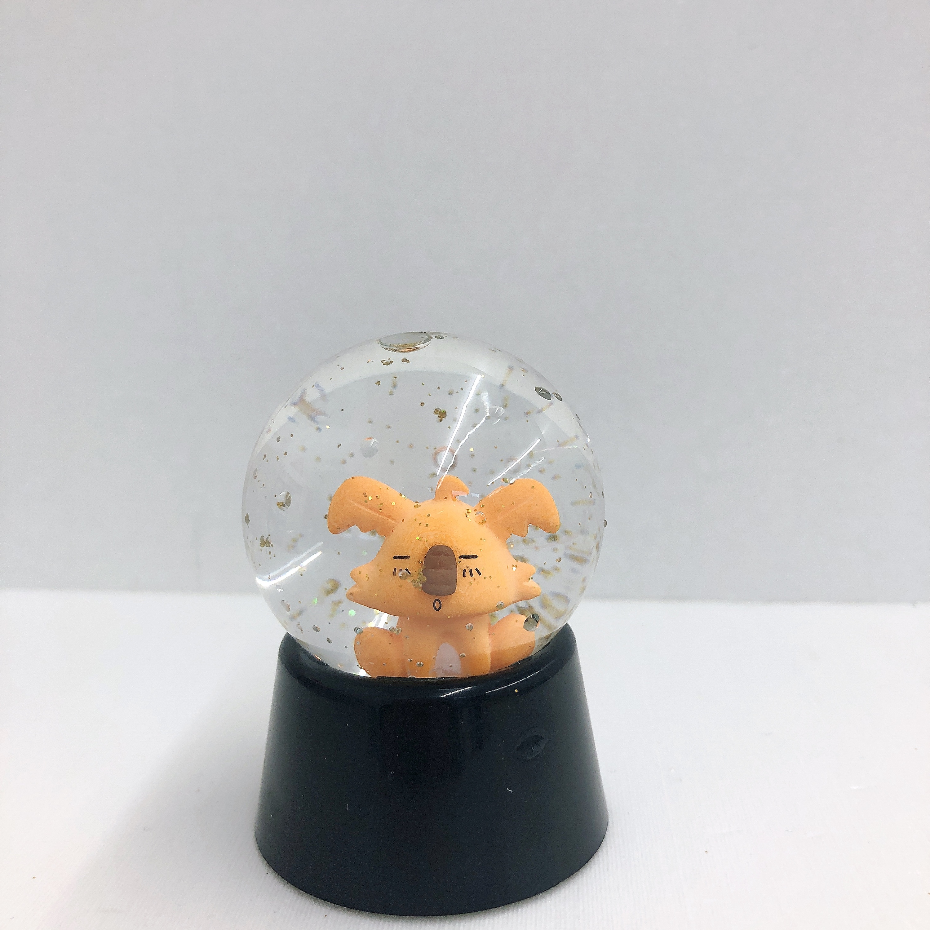 DIY hard inner figure snow globe