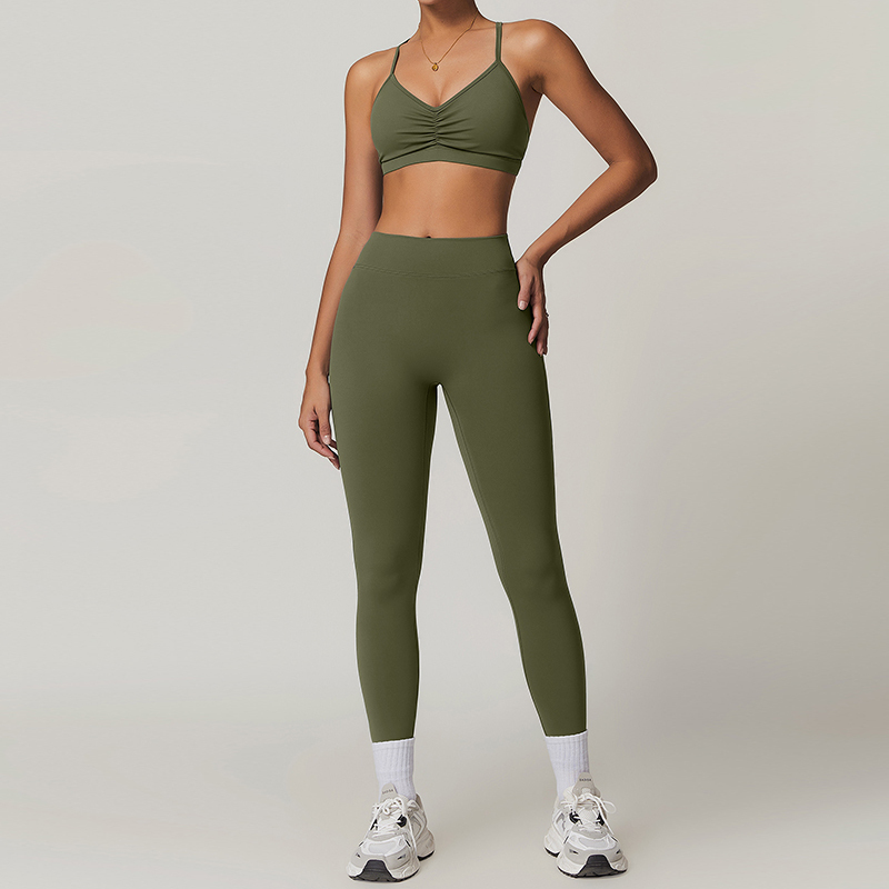 Green bra&leggings