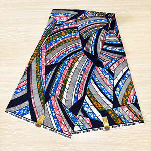 ポリエステル金光沢のあるパウダーワックスプリント生地 - Product Image 3