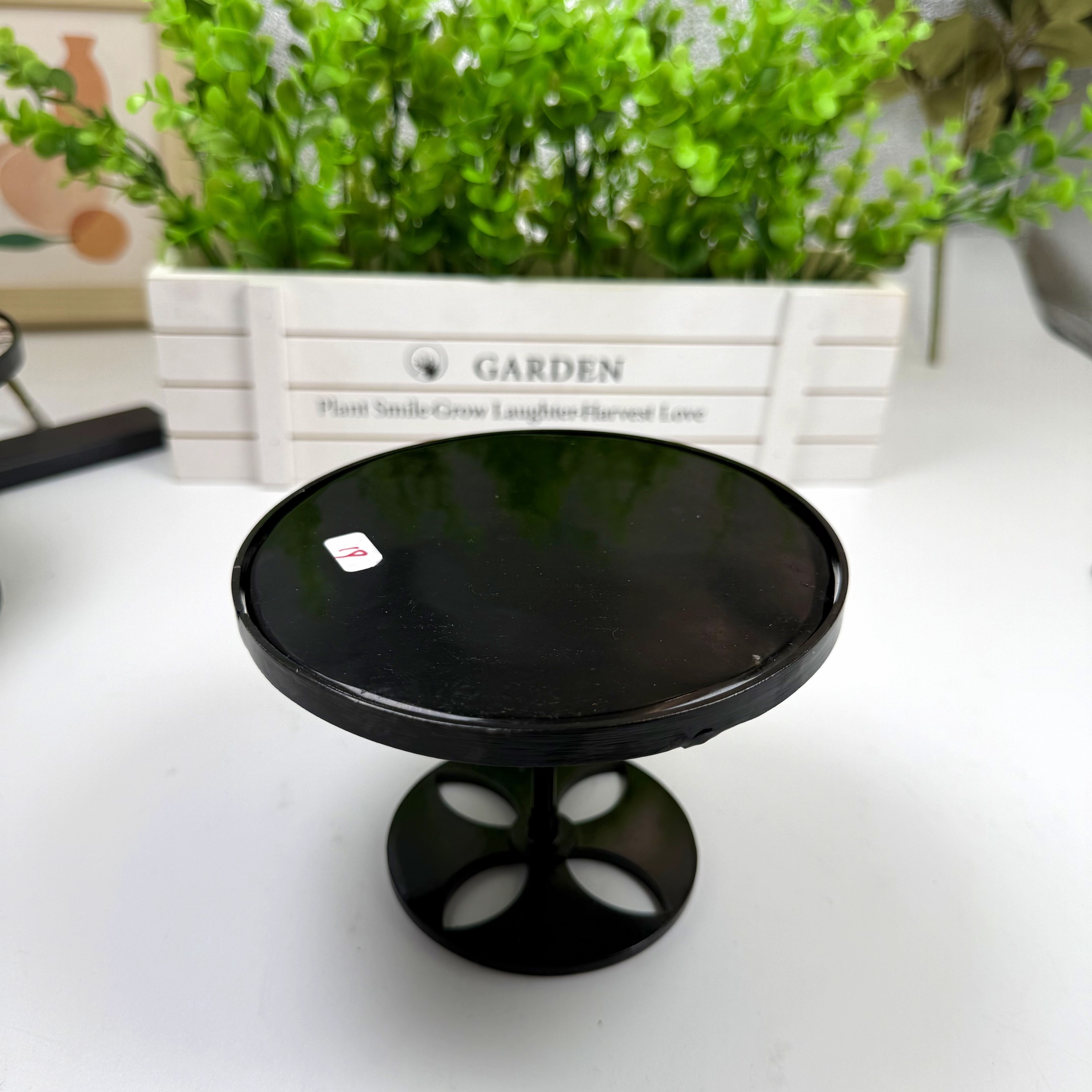 Black obsidian