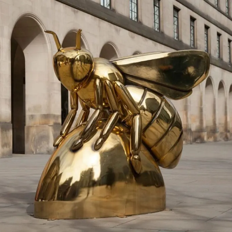 Patung lebah Stainless steel permukaan cermin poles emas besar patung semut serangga hewan bulan abstrak kustom