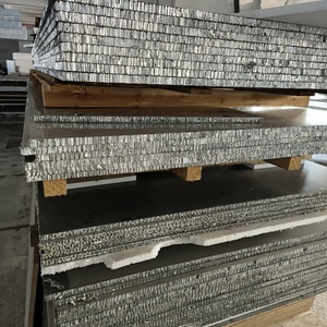 工業デザイン外装アルミニウム<span class=keywords><strong>Soffit</strong></span>ファサードクラッディングアルダイズド合金ホテル用遮音耐火パーティション