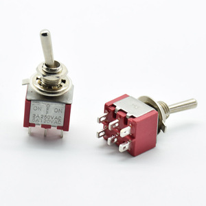 Interruttore a levetta rosso Mini MTS-203 ON/OFF/ON DPDT chiusura 2A 250VAC / 5A 120VAC 6 pin con terminale di saldatura impermeabile - Product Image 3