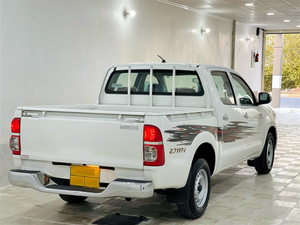 車体装飾ステッカーデカールビニールトヨタ2012ダブルキャブバーレーンハイラックスステッカー4x4