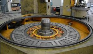 Bajo consumo de energía Torno CNC de alta precisión Máquina de torno vertical Controlador Fanuc Siemens GSK