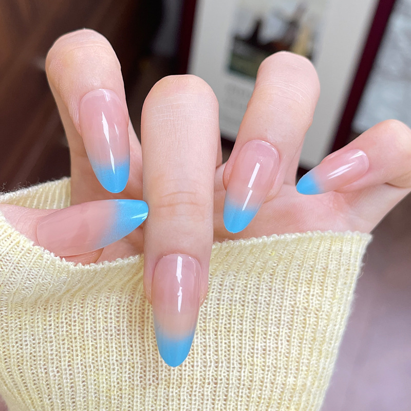 Bz1599 cielo blu