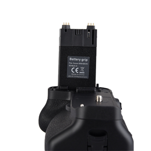 Vertical BG-E11 Battery Grip Bracket for Canon <strong>EOS</strong> 5D Mark III 5DS 5DSR with Remote <strong>Control</strong> - Product Image 2