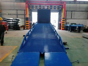 <strong>Movable</strong> <strong>Dock</strong> Ramp Mobile Elevator Unloading <strong>Container</strong> <strong>Container</strong> Unloading Conveyor Yard Ramp Truck Unloading Ramps Truck <strong>Loading</strong> - Product Image 3