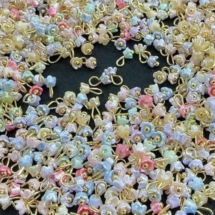 3.5mm mixed color mini resin flower
