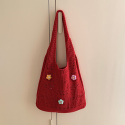 Tres flores rojas