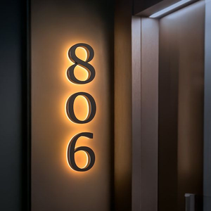 Hochwertige Acryl schwarz beleuchtet 3d moderne Tür LED-Licht Geschäfts nummer Hausa dresse Hotelzimmer Tür Nummern Zeichen