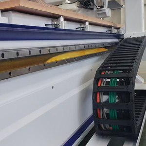 Máquina enrutadora CNC Hausser de alta eficiencia para fabricación de muebles de madera de 3 ejes con sistema de carga y descarga automática - Product Image 4