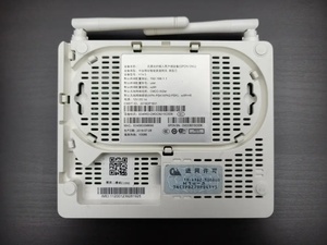 H1S-3 Multi-porta XPON FTTH Enterprise terminale 1GE + 3FE + 1TEL porte 2.4GHz dispositivo di rete WiFi per affari e casa - Product Image 3