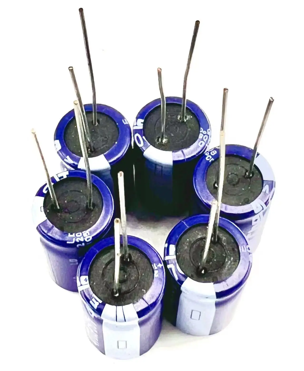Condensador electrolítico de aluminio LD 50V470uF LED