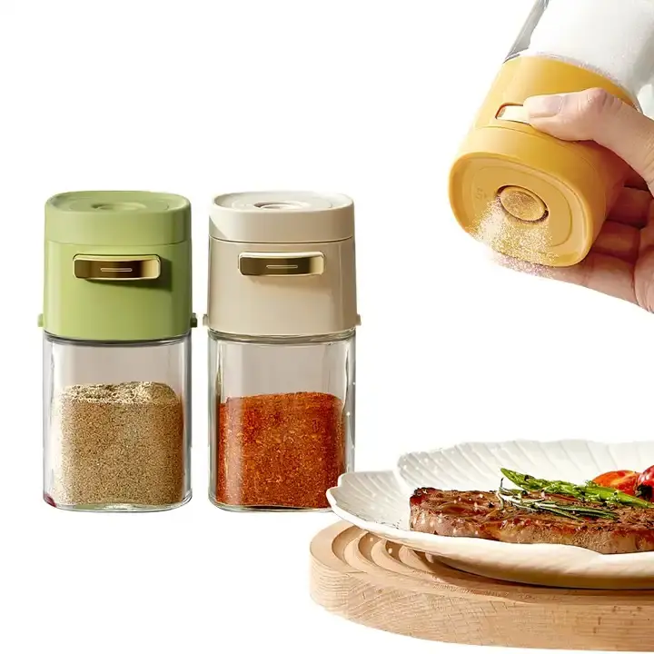 Kitchen Glass Seasoning Bottle 180 ML Quantitative Salt Shaker Push Plastic Cover 0.5g Salt Pepper Packaging Travel Salt S