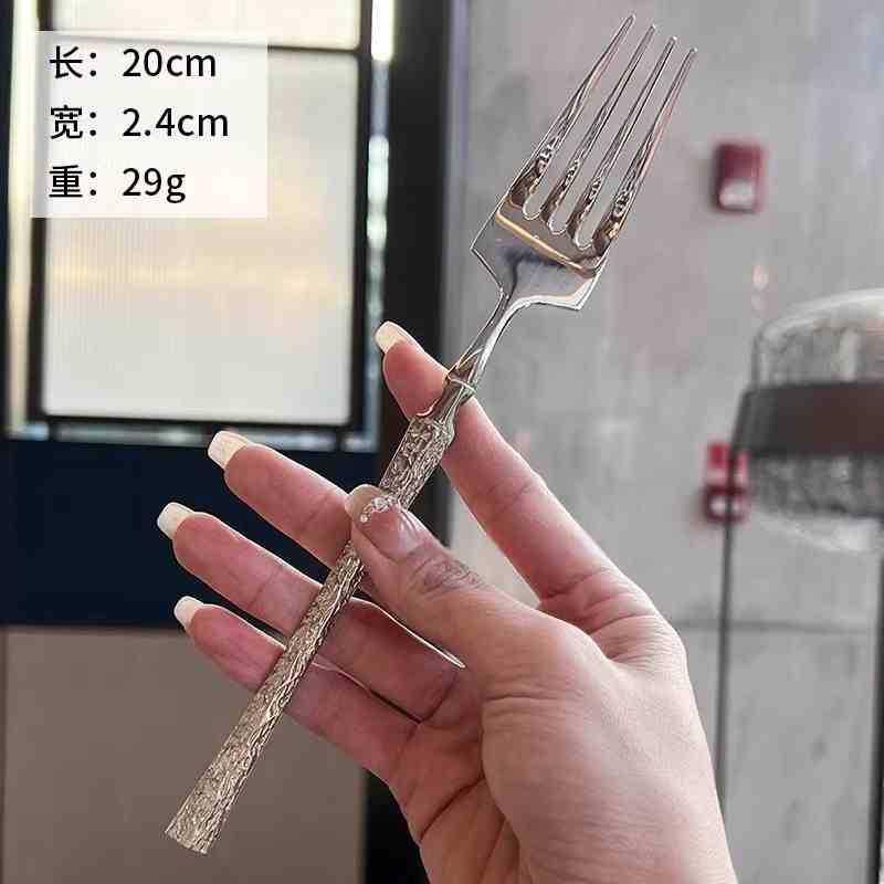 Bark fork
