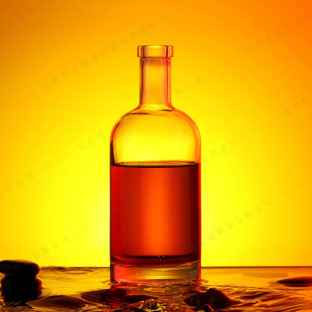 Botellas redondas de cristal para licor, botellas con tapón de rosca de corcho para vodka, 100ml, 200ml, 375ml, 500ml, 750ml, 1000ml