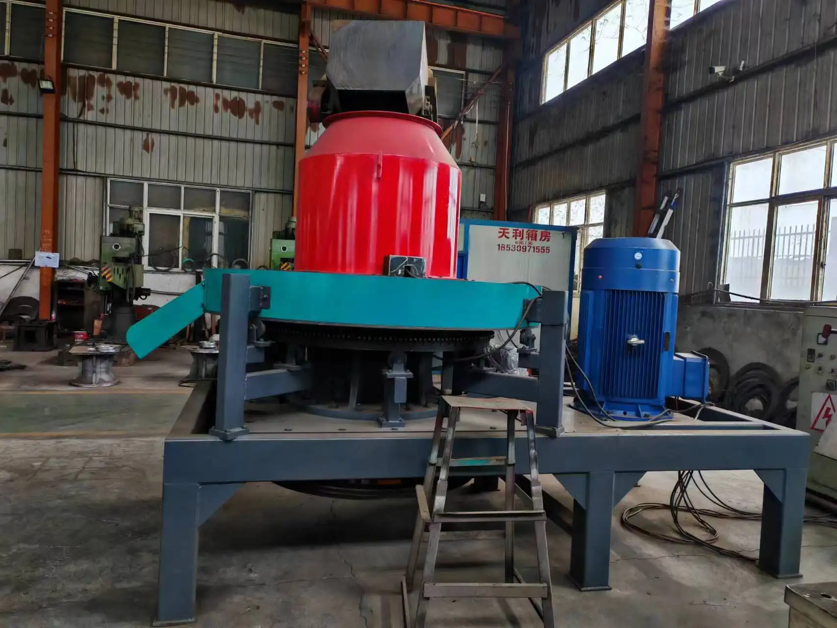 Machine de fabrication de blocs de briquettes d'herbe de sciure de bois Machine de presse d'extrusion de briquettes Rdf de biomasse