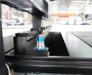 Quick New Automatic <strong>Cnc</strong> Machine 1313 <strong>ATC</strong> Woodworking <strong>Cnc</strong> <strong>Router</strong> Price - Product Image 5