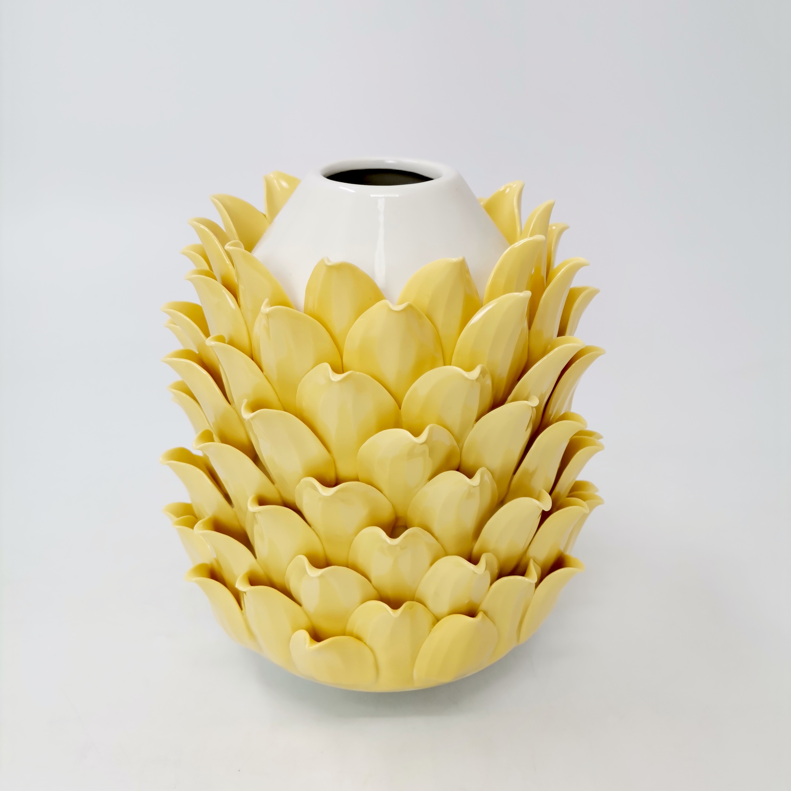 White with yellow leaves