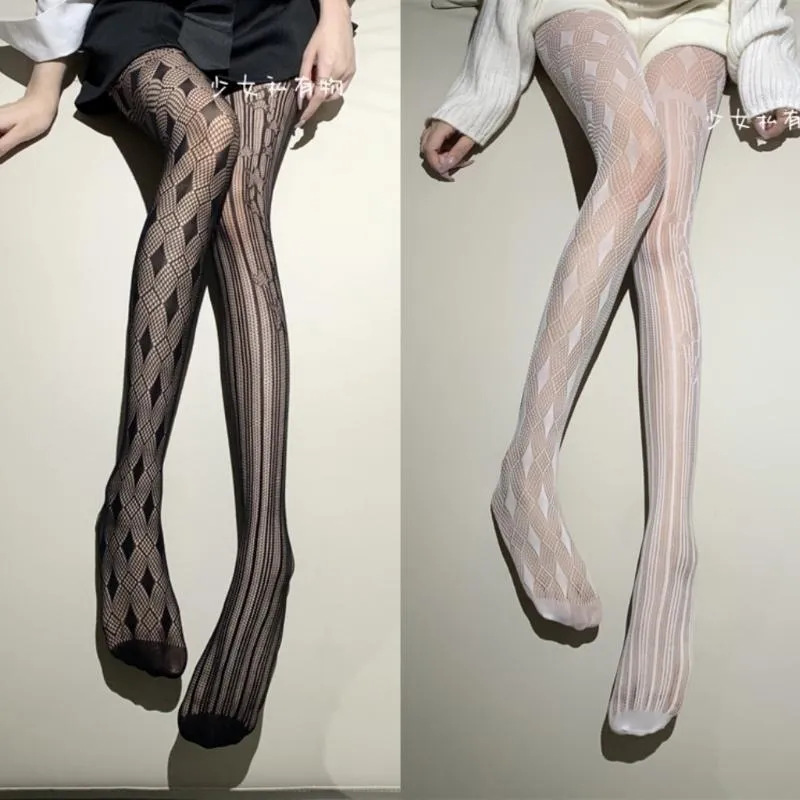 Two stripes of black and white, asymmetrical.