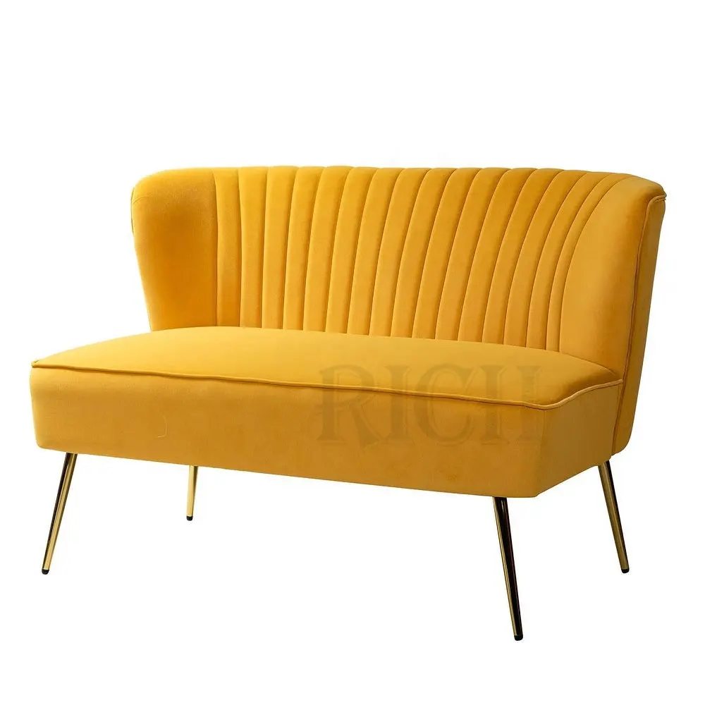 Loveseat-sofá de tela con patas doradas, moderno sofá moderno de terciopelo amarillo, estrecho, 2 plazas