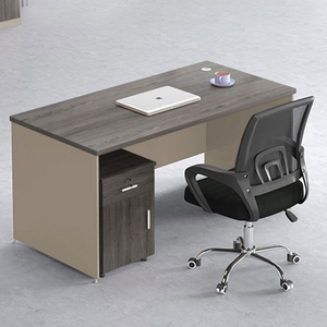 Fábrica al por mayor Diseño simple Muebles de alta calidad Mesa ejecutiva Escritorio de computadora para una sola persona para uso de oficina - Product Image 1
