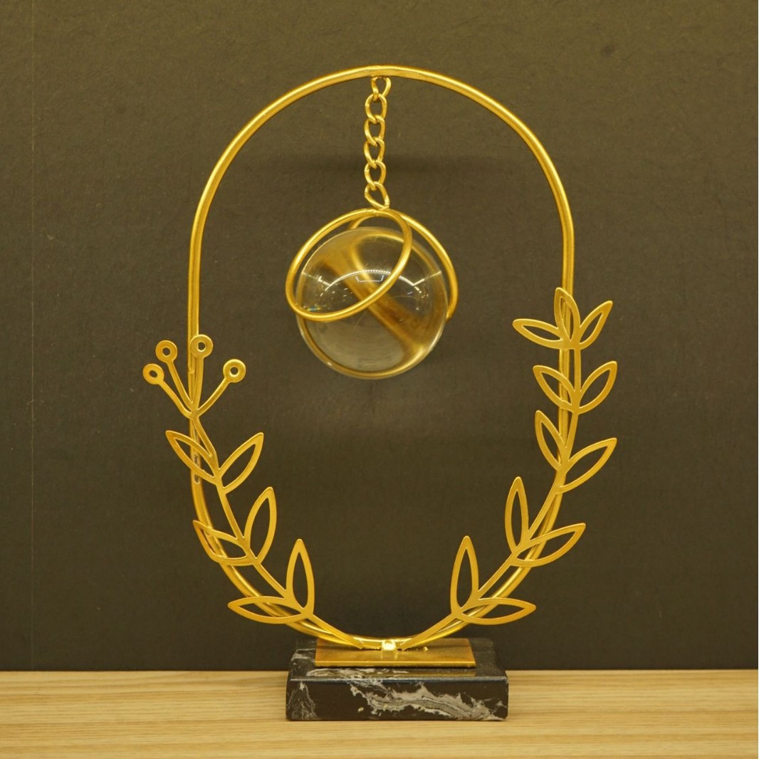 Oval hanging ball ornaments
