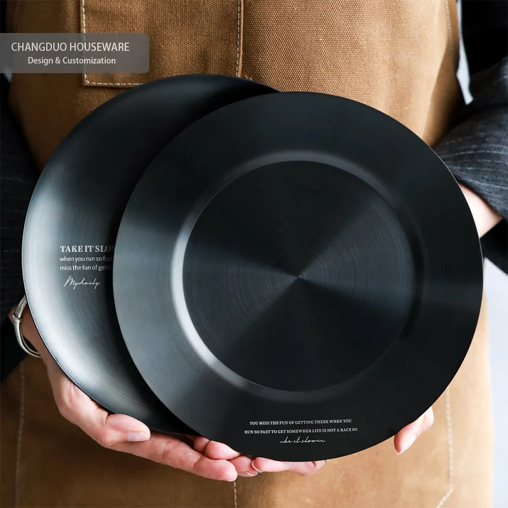 Piatti da tavola moderni in acciaio inossidabile nero vassoio da viaggio stoviglie da esterno per ristorante hotel regalo per la casa logo personalizzato OEM